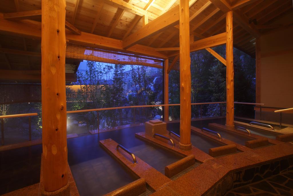 Iizaka Hotel Juraku Фукушима Екстериор снимка